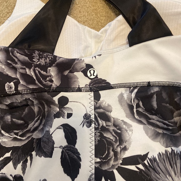 Lululemon floral tank - Picture 4 of 4